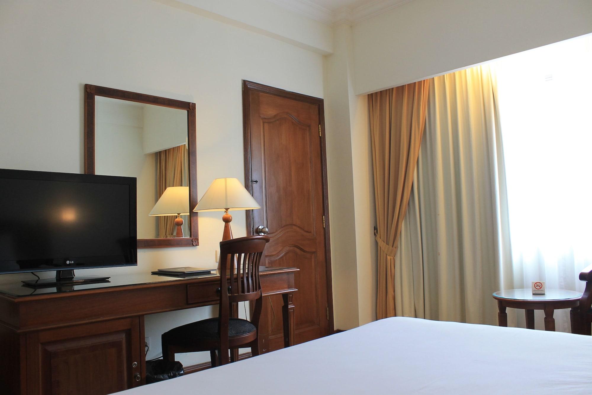 Grand Zuri Pekanbaru Exterior foto